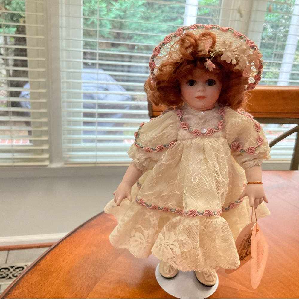 VINTAGE ANTIQUE DOLL FRANKLIN HEIRLOOM EARLY MINT CONDITION
